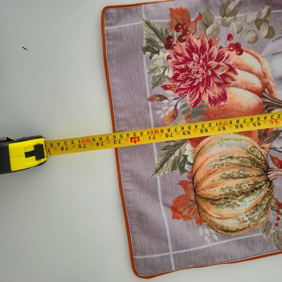 VTG Thanksgiving Large Table Runner with Autumn Leaves, Pumpkins & Bird - Picture 10 of 13